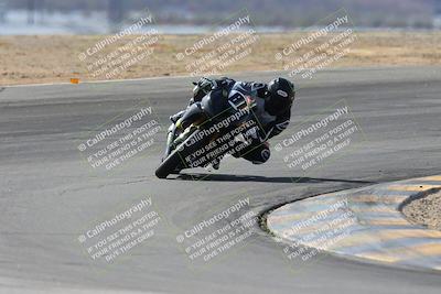 media/Feb-07-2025-CVMA Friday Practice (Fri) [[7034960ba2]]/2-Racer 2/Session 3 (Turn 8)/